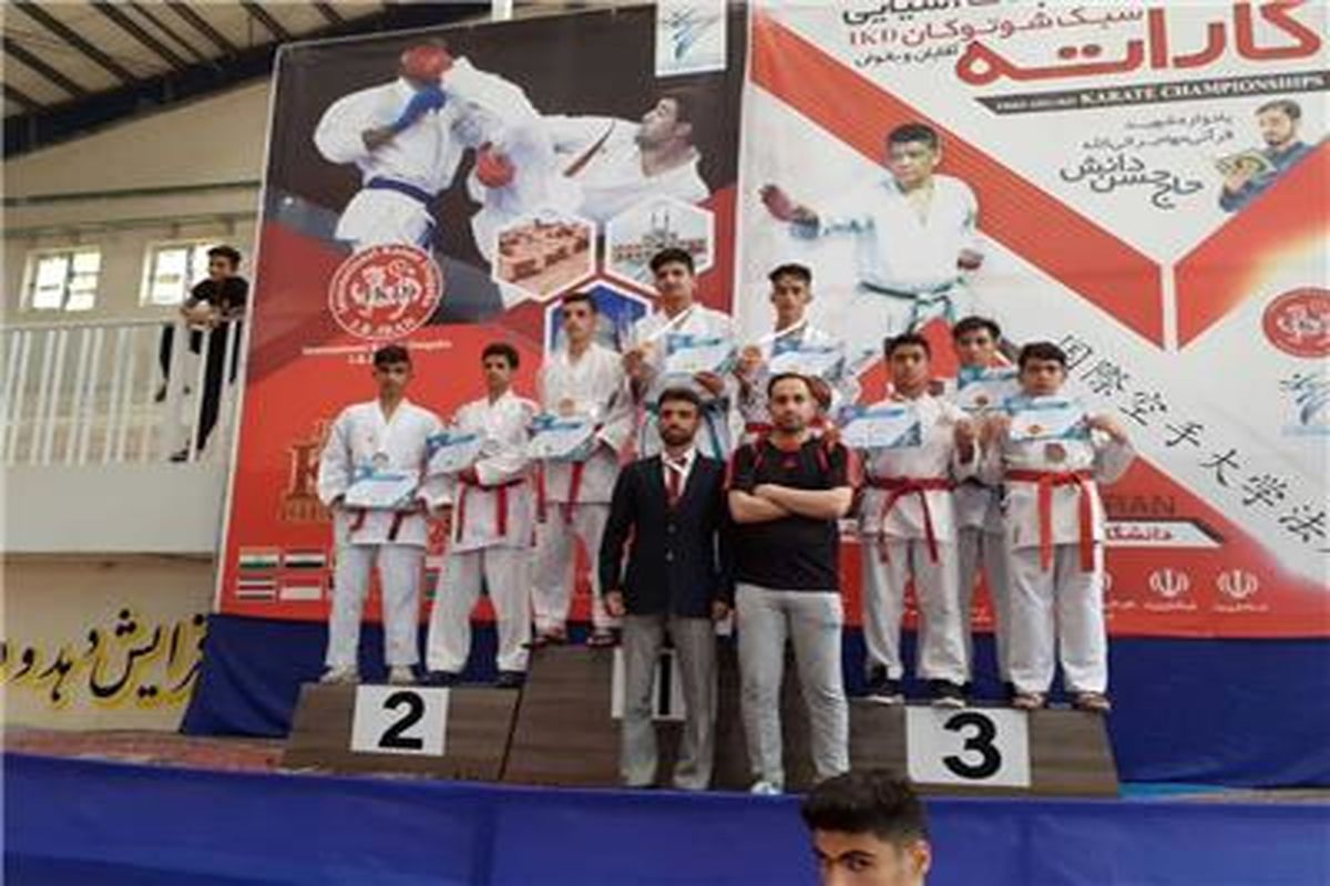 کاراته کاران ملایری هشت مدال آسیایی کسب کردند