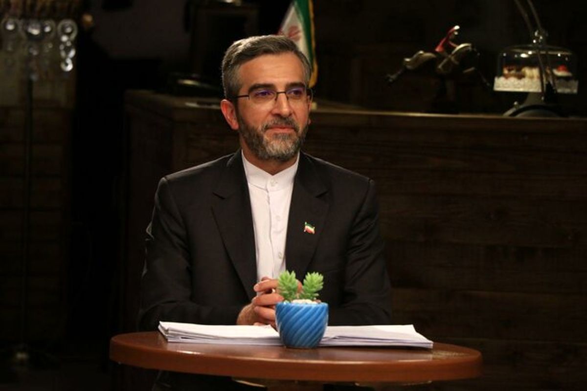 مذاکره‌کننده ارشد ایران در چارچوب ترددهای معمول راهی تهران می‌شود