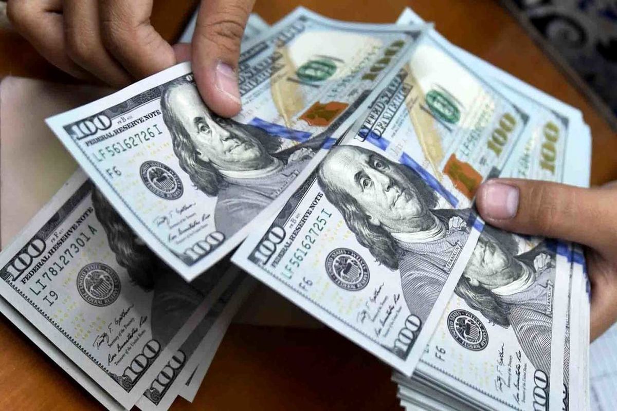 قیمت دلار در بازار آزاد امروز سه‌شنبه ۱۲ دی‌ماه ۱۴۰۱
