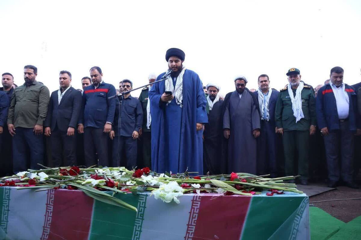 شهید گمنام 18 ساله در یادمان فولاد خوزستان به خاک سپرده شد
