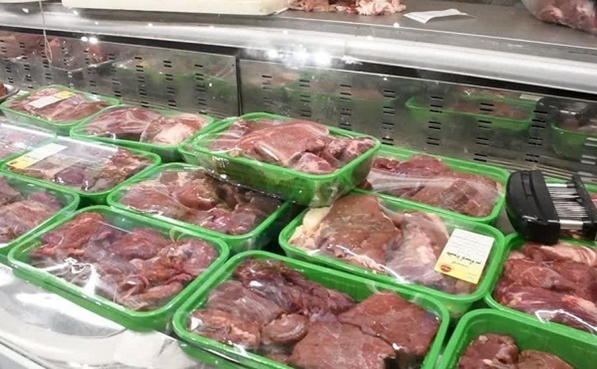 توزیع گوشت تنظیم بازار در فروشگاه‌ها