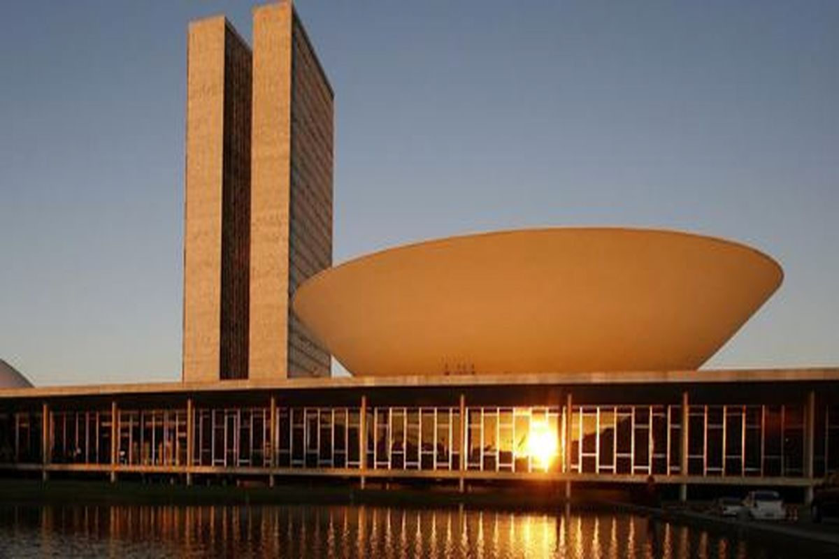 قانون‌گذاران برزیلی با «لایحۀ اخبار جعلی» غول‌های فناوری را به چالش می‌کشند