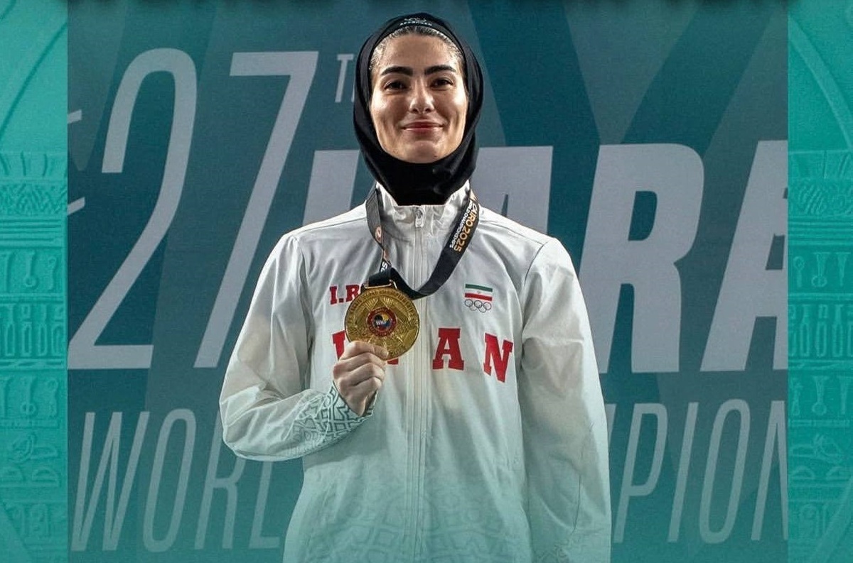 اتحاد الكاراتيه يكافئ لاعبة إيرانية صانعة للتاريخ بمليار تومان اتحاد الكاراتيه يكافئ لاعبة إيرانية صانعة للتاريخ بمليار تومان
