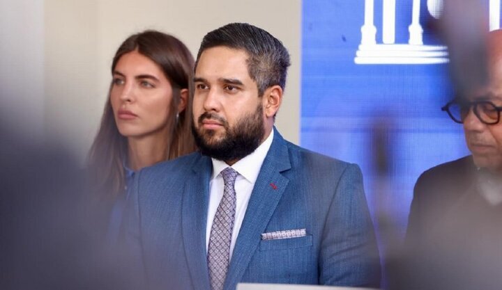 نجل مادورو يدعو الفنزويليين إلى التماسك والنزول إلى الشارع