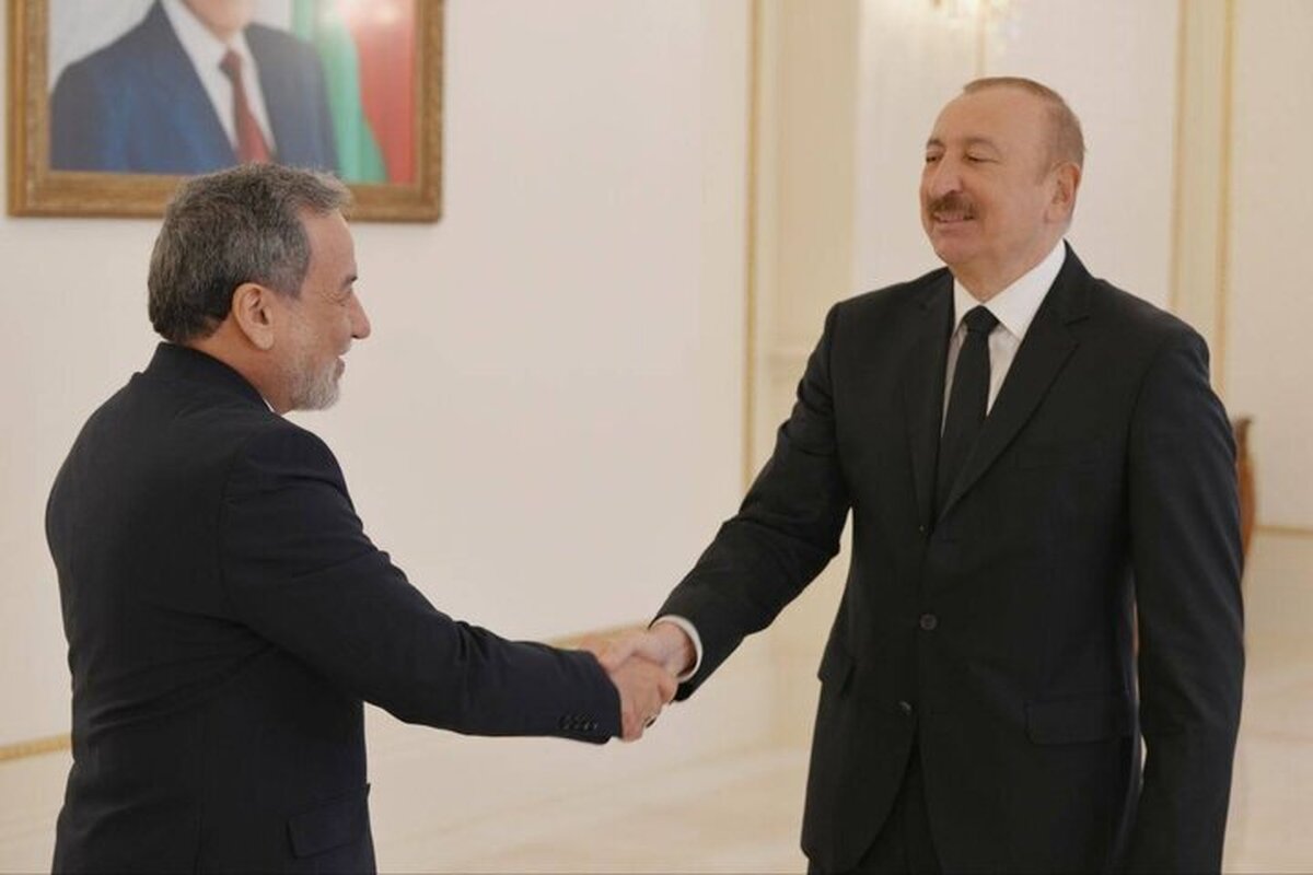 Araghchi holds meeting with Azeri president in Baku