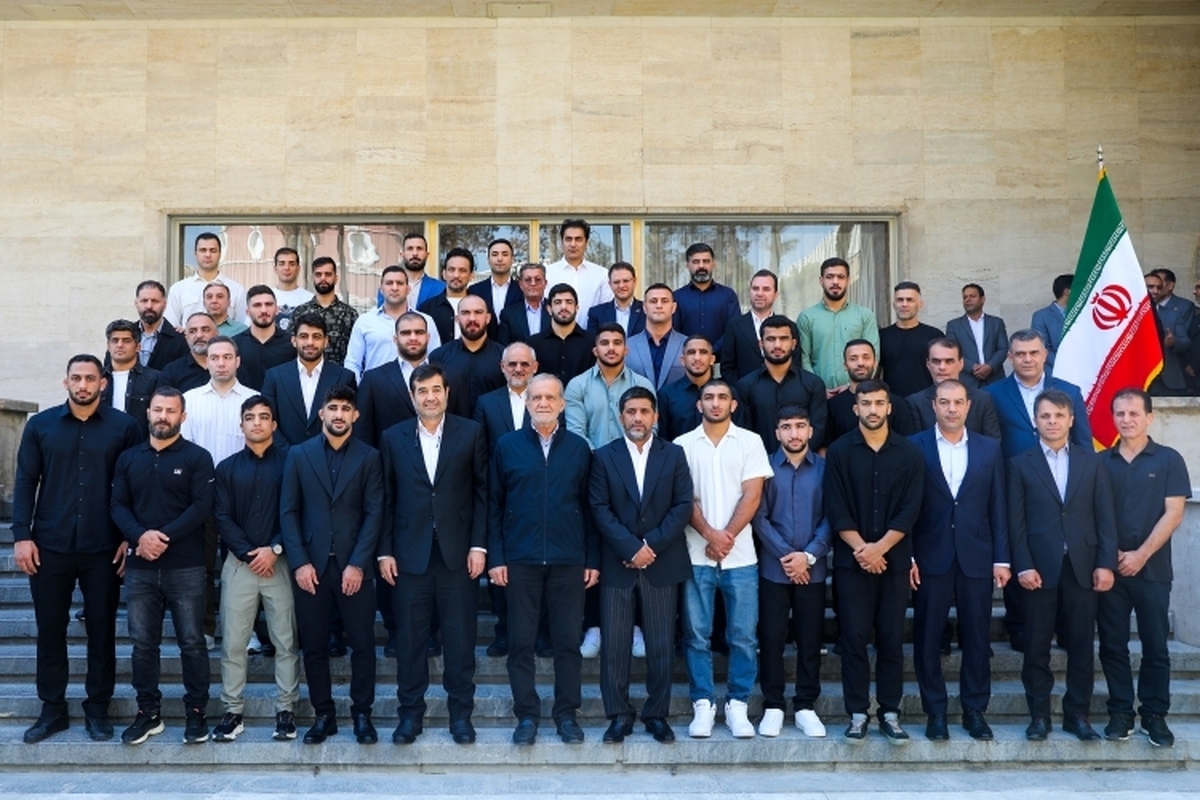 Pezeshkian: Surrendering is not in our nature