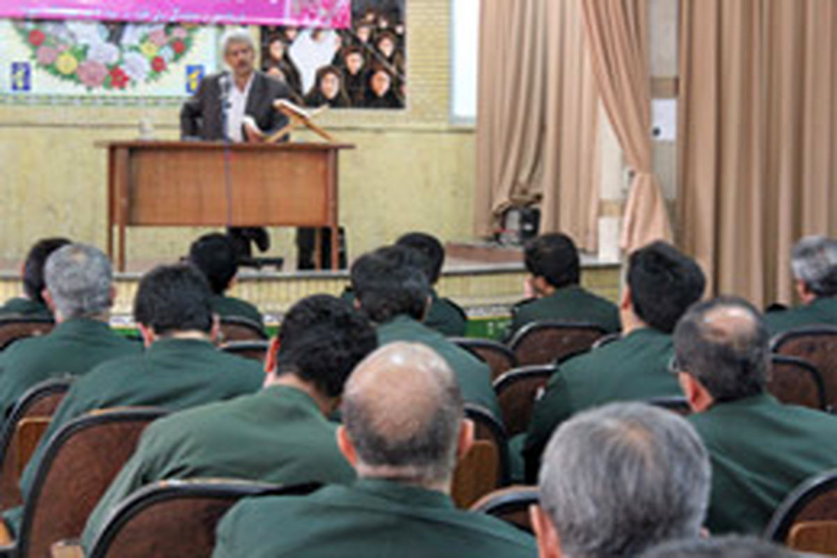 ۲۰۰یادواره شهدا با محوریت مردمی در فارس برگزار شده‌است