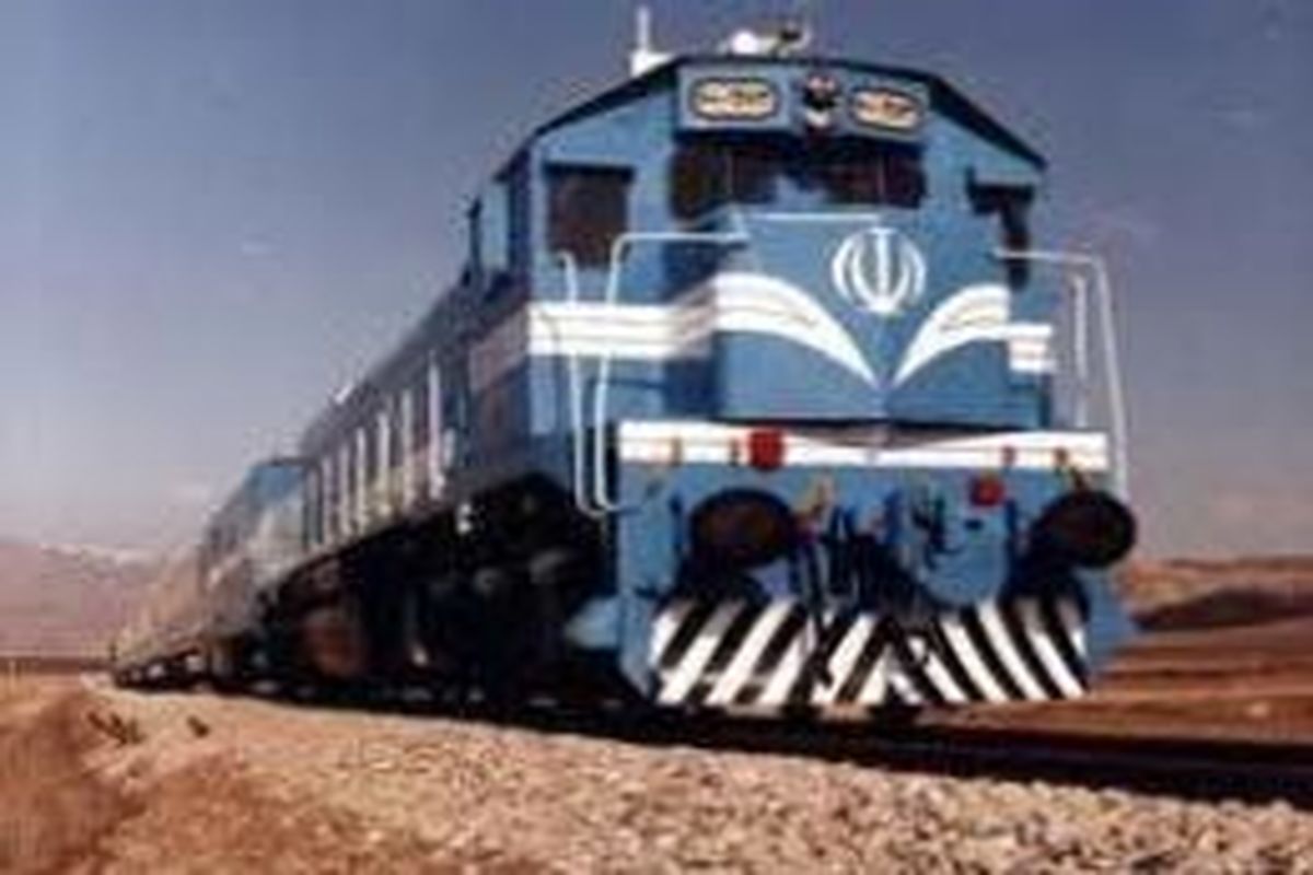 نخستین قطار مسافری میاندوآب-مشهد فردا راه اندازی می شود