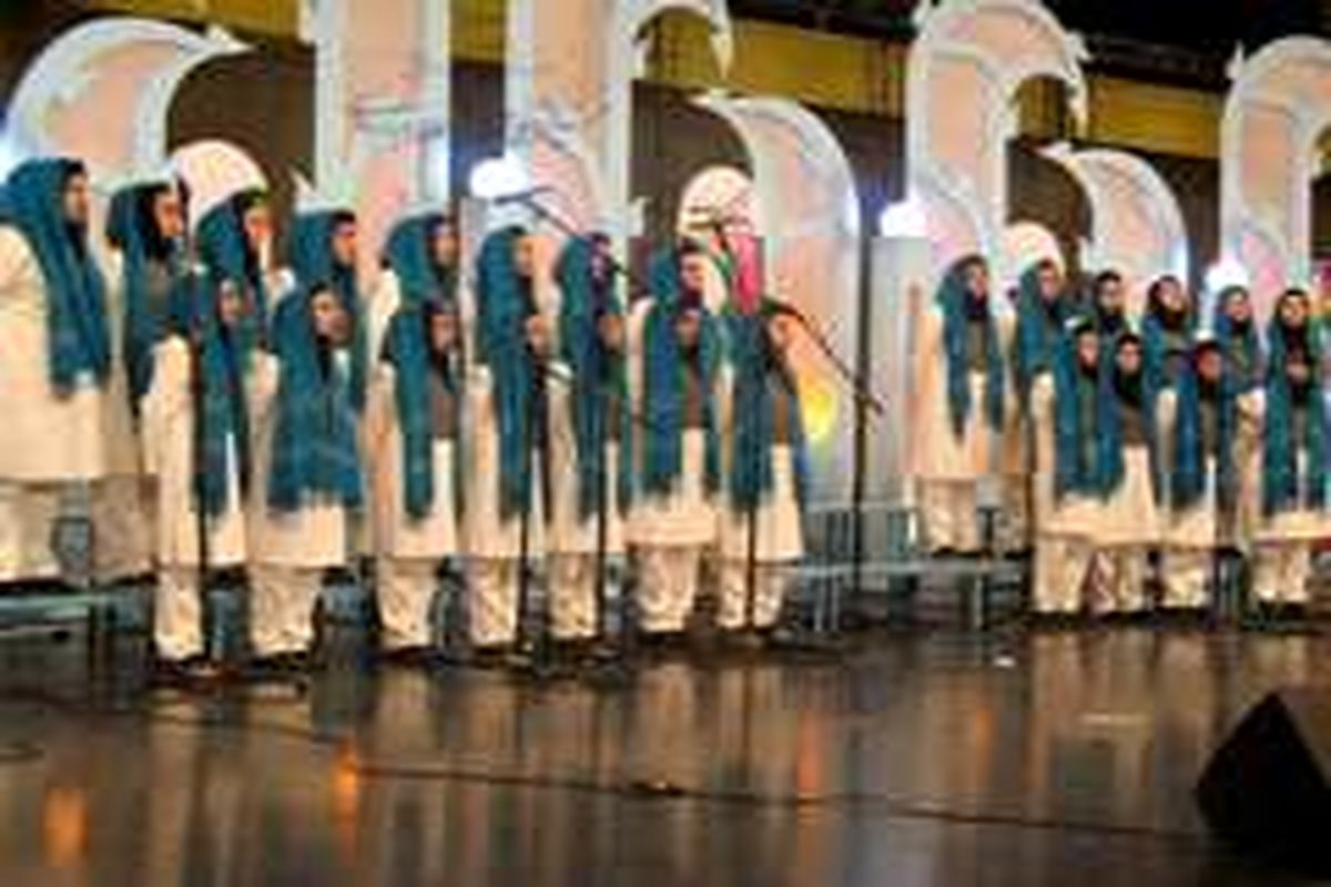 اعزام گروه سرود دانش آموزان بسیجی خراسان جنوبی به مسابقات کشوری نغمه‌های آسمانی