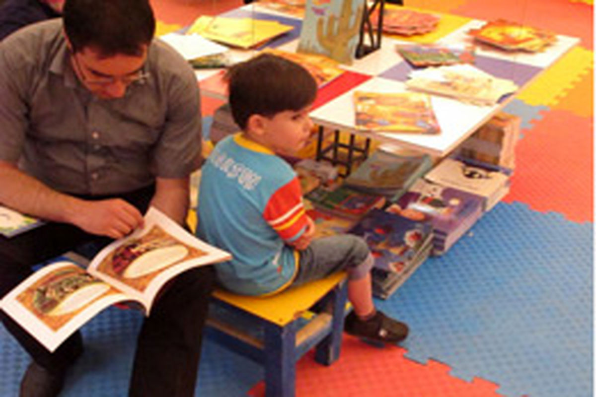 کودکان از نمایشگاه کتاب به فضا می‌روند