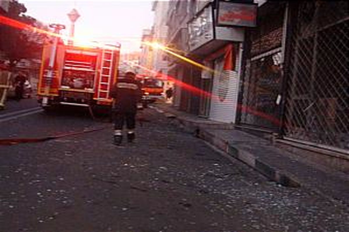 انفجار ساختمان ۳ طبقه در شهر آرا