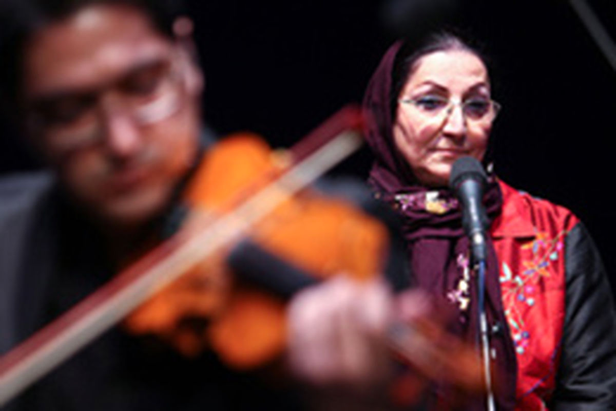 پری ملکی با «زمان که می‌گذرد» به تالار رودکی می آید
