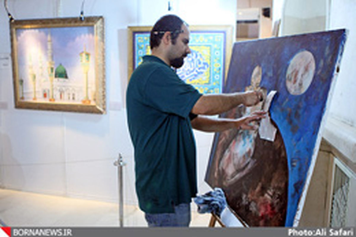 آغاز به کار کارگاه‌های آموزش نقاشی در نمایشگاه قرآن