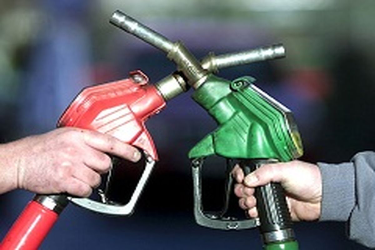 بنزین آلوده نداریم، آلودگی سیاسی داریم/نیمی از بنزین مصرفی کشور استاندارد است