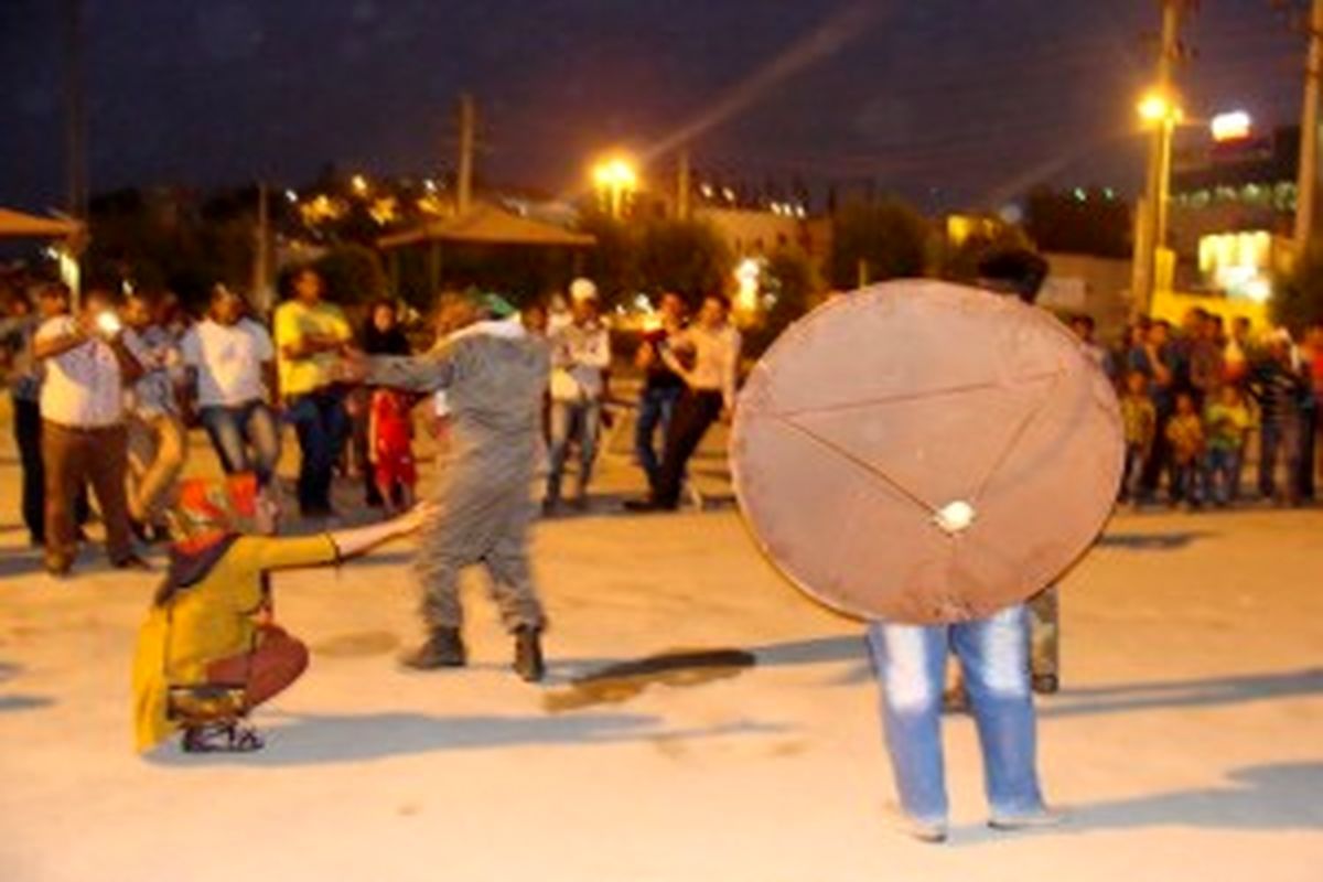 اجرای نمایش خیابانی«دجالواره» همزمان با هفته دفاع‌مقدس در میناب