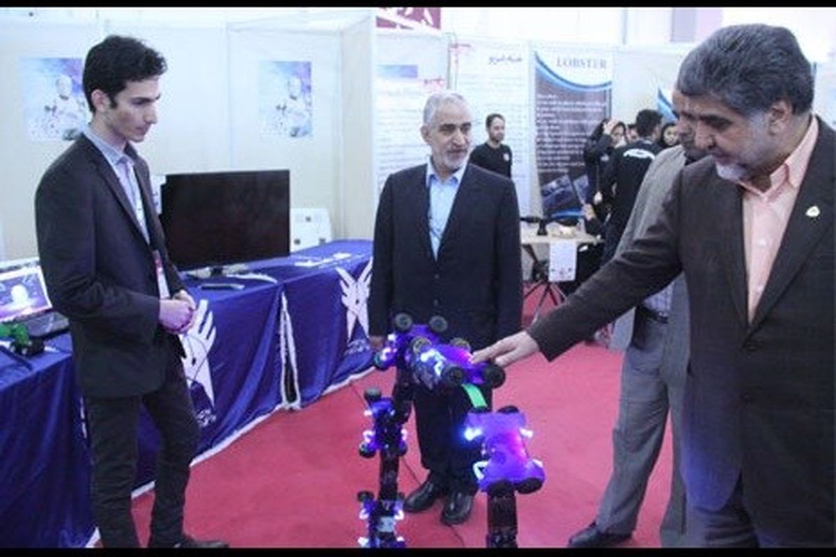 طراحی ربات چند ضلعی توسط  دانشجوی ایرانی
