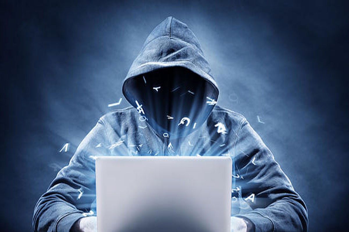 سوء استفاده از رابطه فامیلی برای سرقت اینترنتی