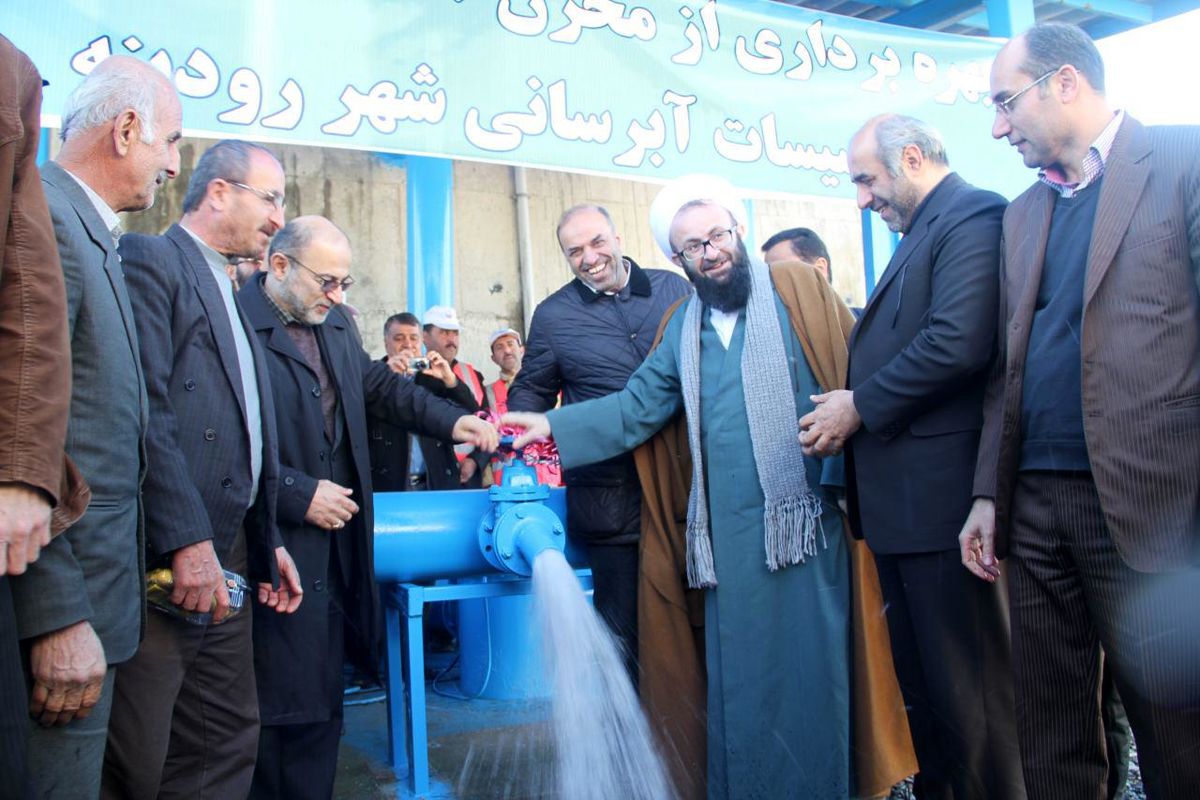 افتتاح  تاسیسات آبرسانی و ۵۰ طرح گاز رسانی