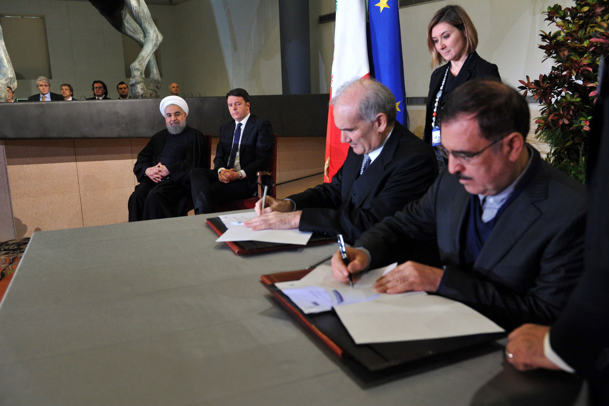 ایران و ایتالیا ۱۴ سند همکاری امضا کردند