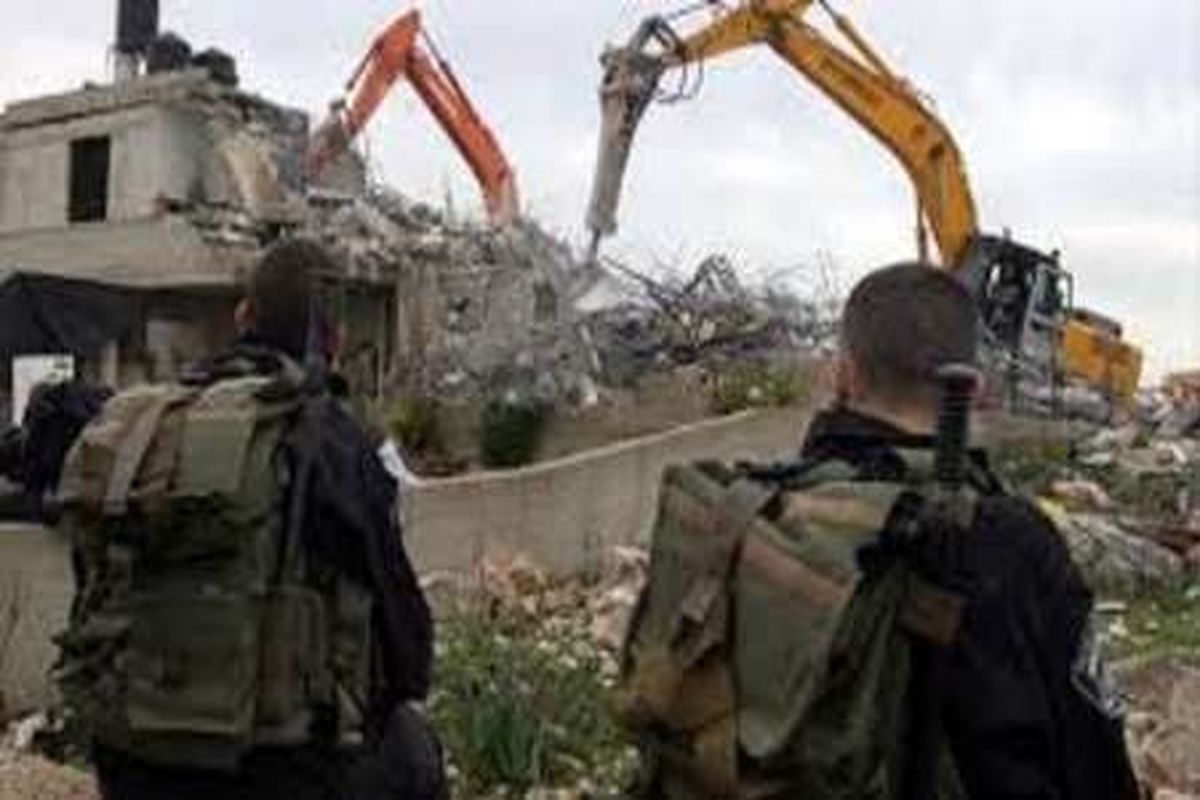 نظامیان صهیونیست یک مسجد را در نقب تخریب کردند