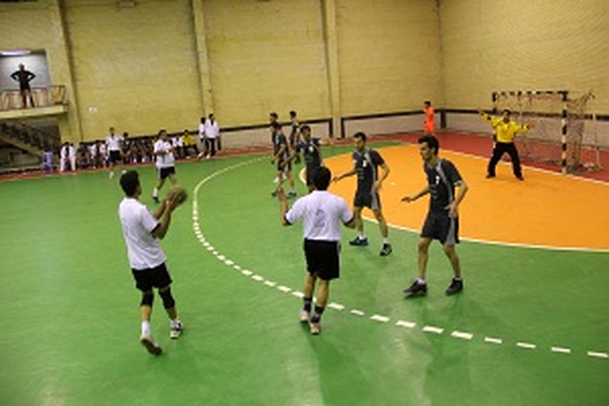 مسابقات هندبال قهرمانی استان در خاش برگزار می شود