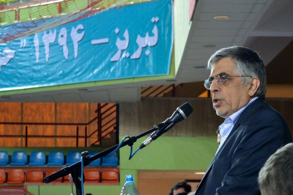 آن چیزی که اکنون به عنوان اصولگرایی مطرح است صف بندی 