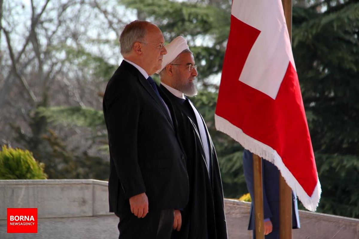استقبال رسمی روحانی از رییس‌جمهوری سوییس