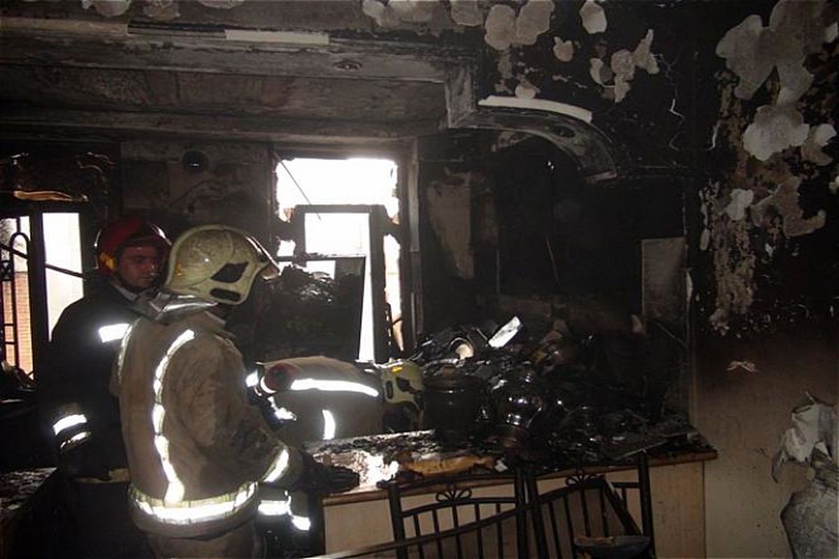 آتش سوزی در ساختمان مسکونی حادثه‌ساز شد