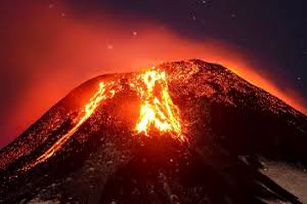 فوران آتشفشان «کالبوکو» در شیلی هزاران نفر را آواره کرد