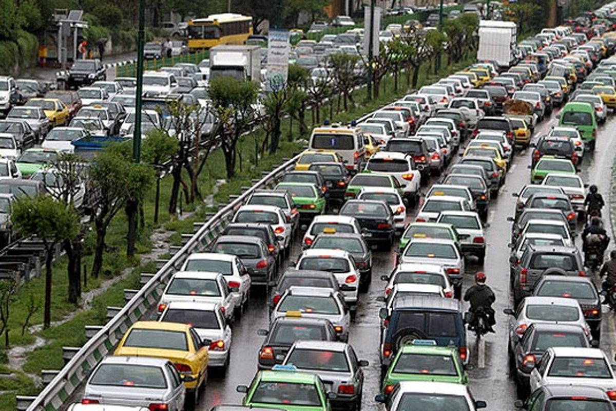 ورود هزار خودروی جدید به تهران در هر شبانه روز