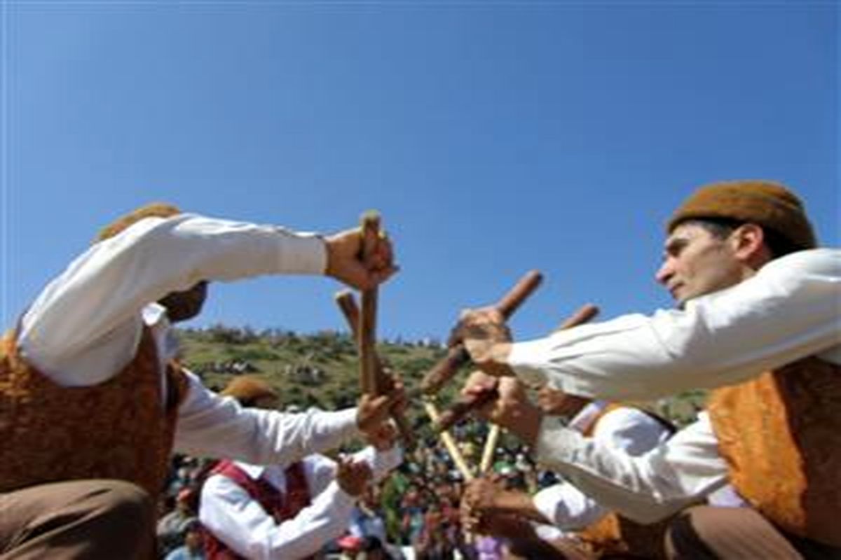 جشنواره گردشگری سفر به دشت شقایق کالپوش برگزار می شود