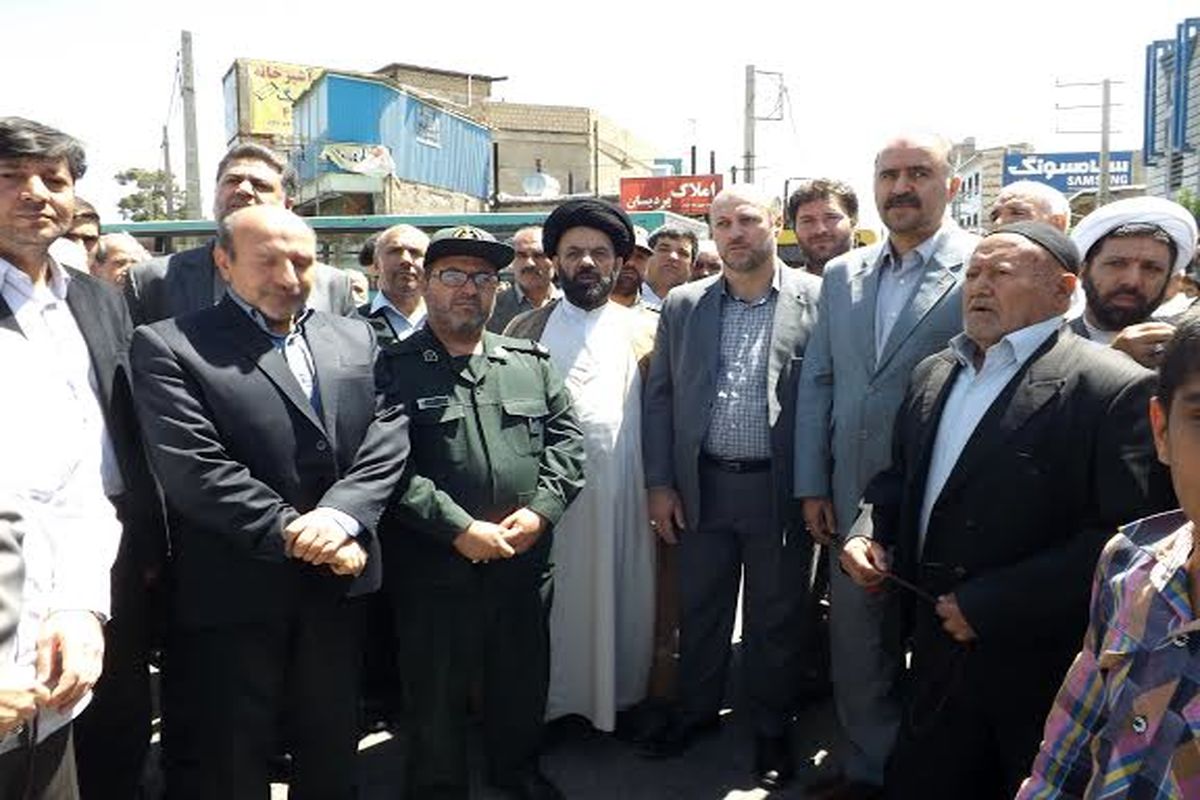 مردم شهرستان های غرب تهران در دفاع از مردم مظلوم یمن راهپیمایی کردند