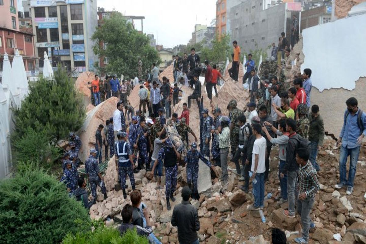 ۴۰ تن محموله امدادی هلال‌احمر ایران آماده ارسال برای آسیب‌دیده گان زلزله نپال