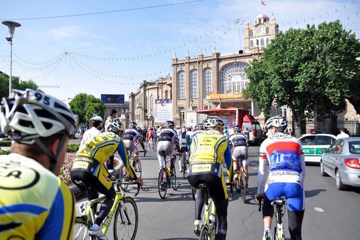 داور UCI برای قضاوت در تور دوچرخه سواری ایران - آذربایجان معرفی شد