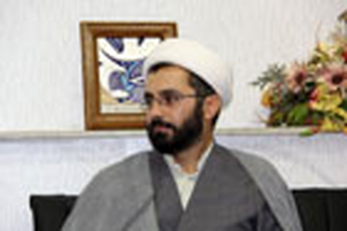 نهاد شوراها نمونه ای بارز از روند مشارکت همه مردم در اداره امور شهری است