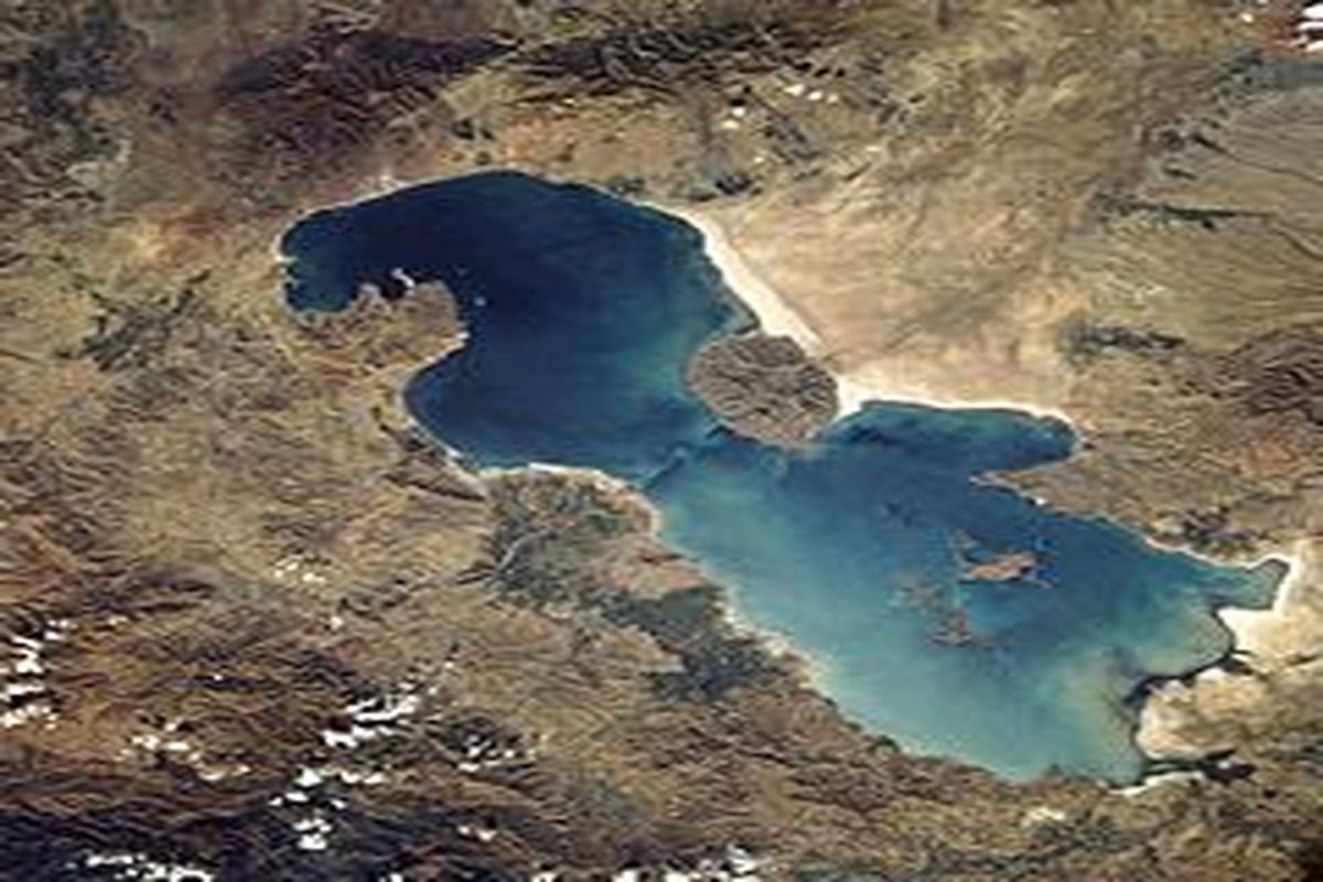 احیای دریاچه ارومیه در کوتاه مدت ممکن نیست