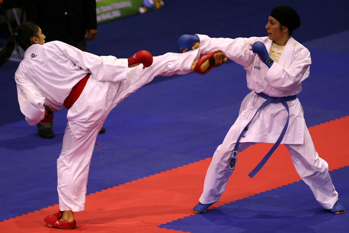 مسابقه کاراته چهارجانبه نوجوانان در شهرستان آبدانان برگزار شد