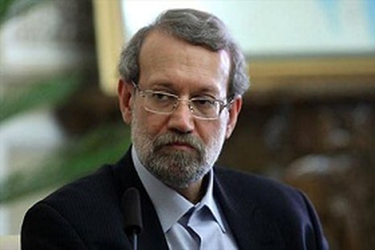 قدردانی رئیس مجلس شورای اسلامی از تیم مذاکره کننده هسته ای ایران