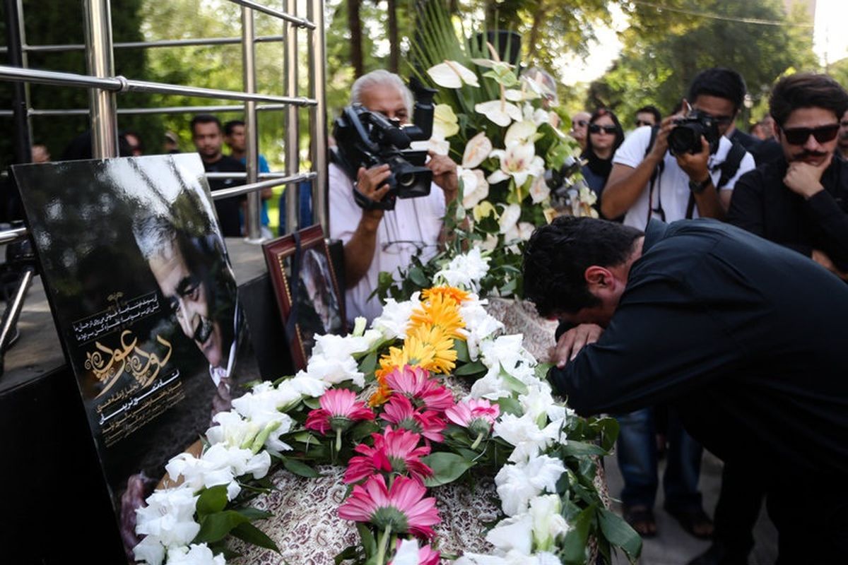 پدر عود ایران به خاک سپرده شد