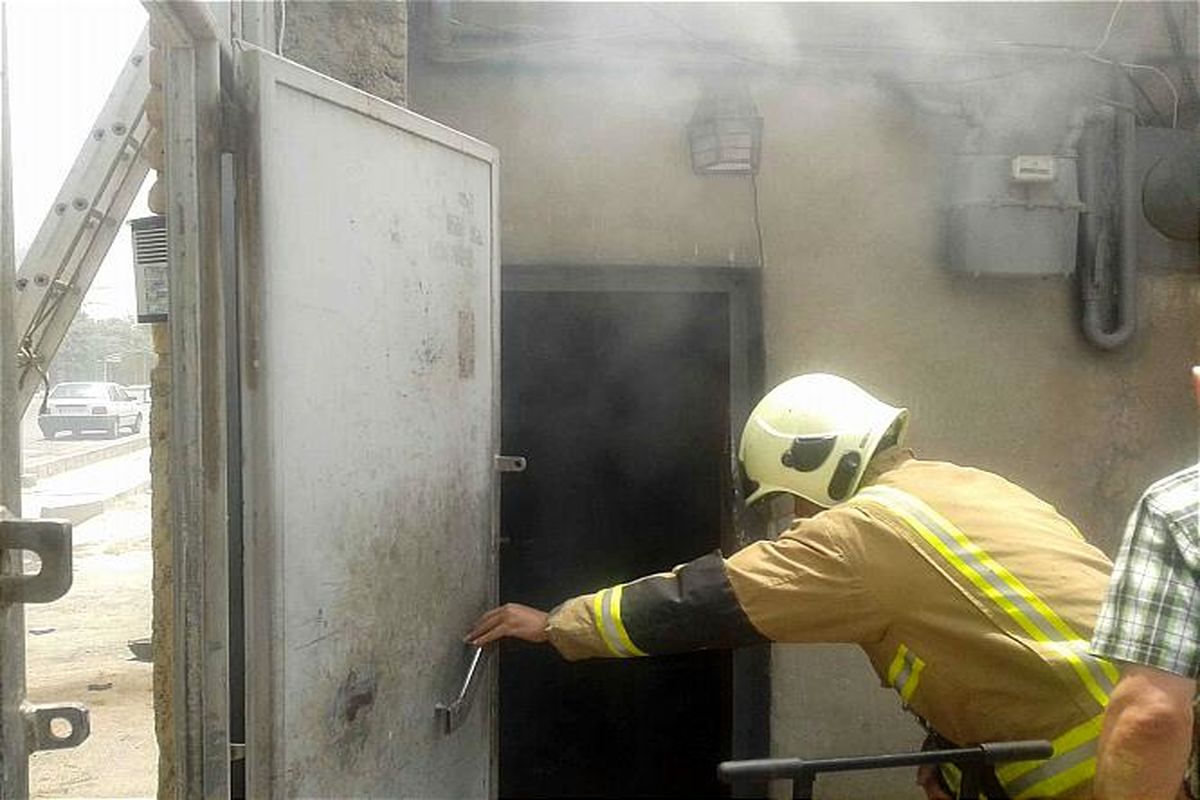 آتش سوزی کارگاه صنعتی در محله ۱۳ آبان