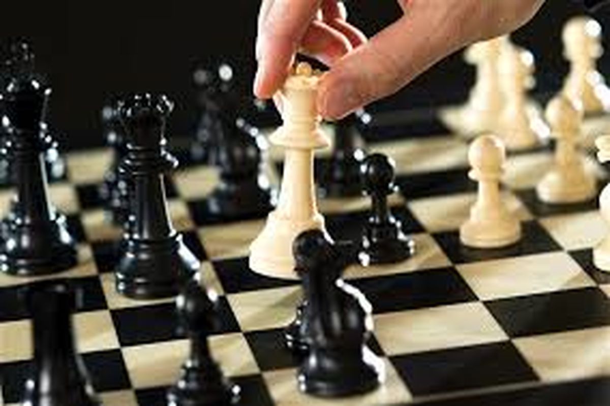 شکست استاد بزرگان شطرنج ایران