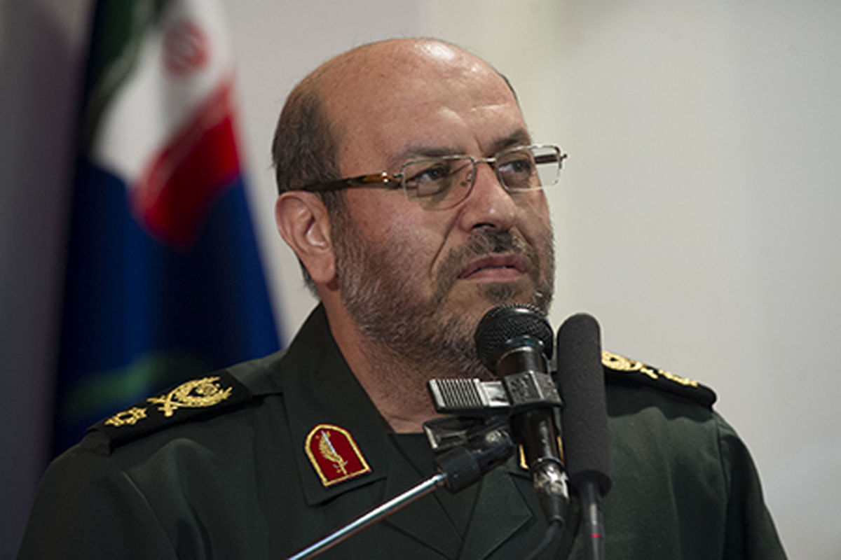دشمنان ریشه‌کن کردن ملت ایران را به گور خواهند برد