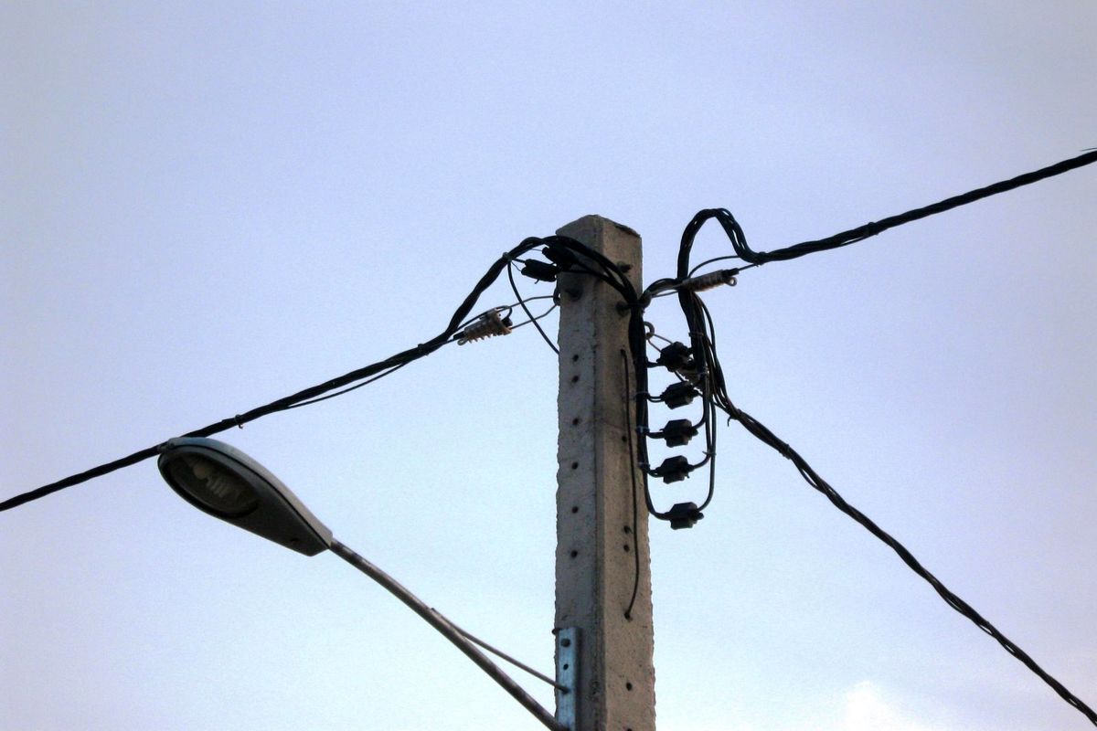 ۴۸کیلومتر شبکه کابل خودنگهدار برق در پلدختر اجرا شد