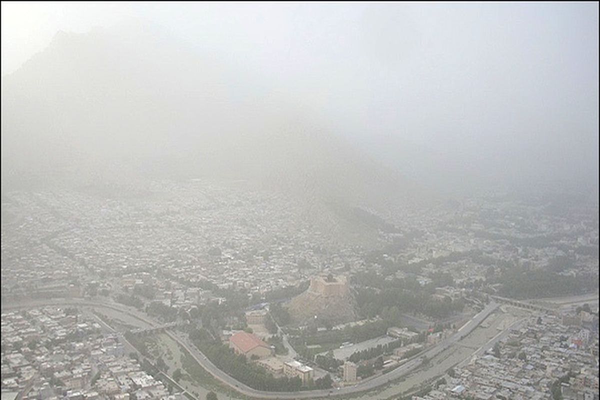 آلودگی ۳/۵ برابر حدمجاز هوای امروز خرم آباد