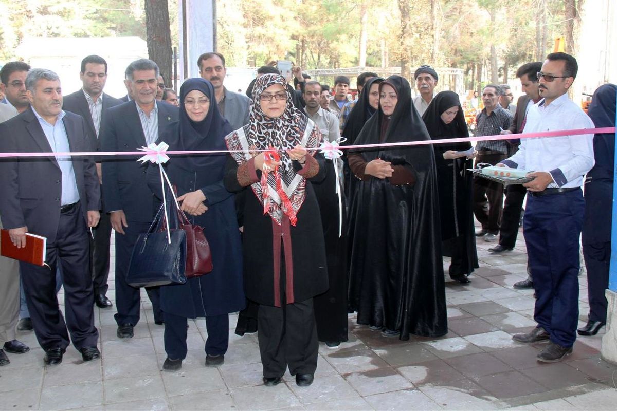 گشایش نمایشگاه ملی عرضه محصولات کشاورزی ارگانیک در کرمانشاه