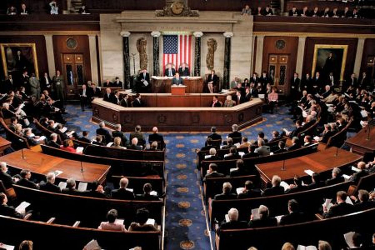 مجلس نمایندگان امریکا طرح ممانعت از لغو تحریم‌های ایران را تصویب کرد