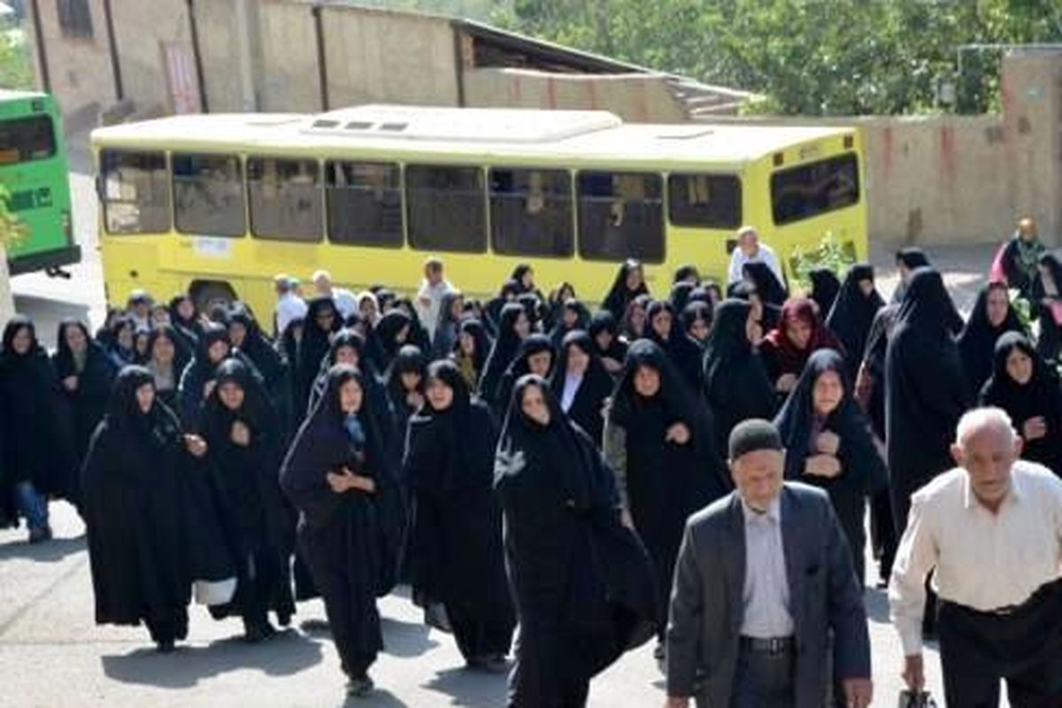 ۱۲۰نفر از اعضای انجمن سالمندان صفادشت به اردوی کردان رفتند