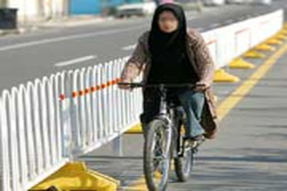 زنان جایی در دوچرخه سواری سطح شهر تهران  ندارند
