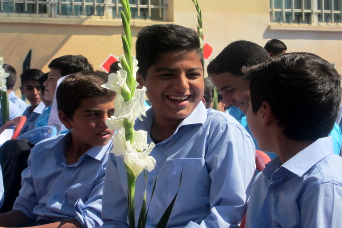 زنگ مهر در مدارس استان قزوین نواخته شد