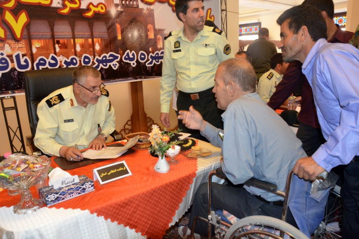 فرمانده انتظامی استان فارس پاسخگوی شهروندان خواهد بود